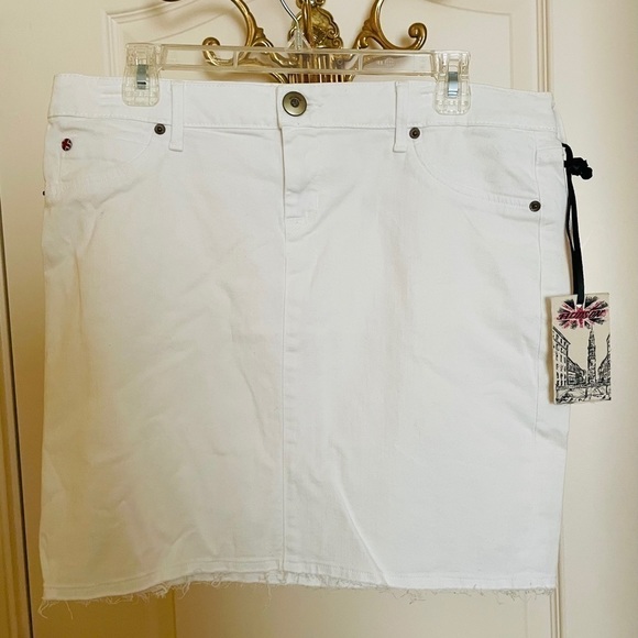 π
ΊHUDSON RARE NWT White Skirt lightly Shredded Hem Cotton Union Jack - Picture 8 of 10